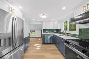 46 Barclay Rd, Mastic Beach, NY 11951 - Photo 9