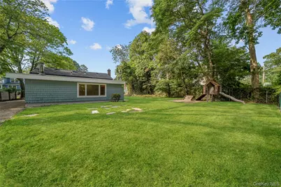 46 Barclay Road, Mastic Beach, NY 11951 - Photo 25