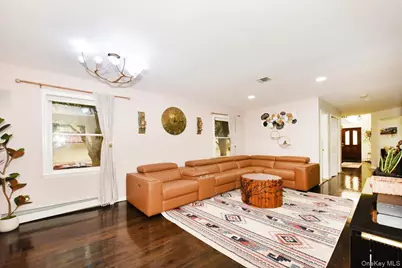109 Charles Street, Floral Park, NY 11001 - Photo 9