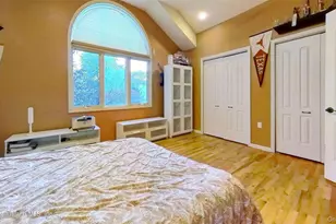 257 Locust Ave, New York, NY 10306 - Photo 23