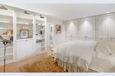 514 Pantigo Road #5, East Hampton, NY 11937 - Photo 13
