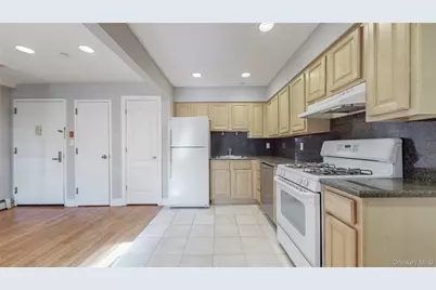 83-71 116th Street #7B, Kew Gardens, NY 11418 - Photo 7