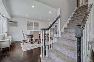 461 18th St, West Babylon, NY 11704 - Photo 3