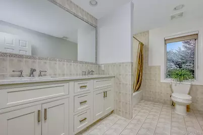 8 Lety Lane, Suffern, NY 10901 - Photo 23