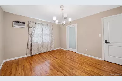1030 N Fulton Avenue, Lindenhurst, NY 11757 - Photo 13
