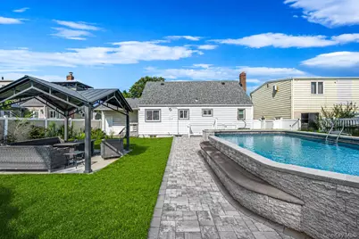 1030 N Fulton Avenue, Lindenhurst, NY 11757 - Photo 3