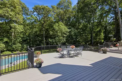 55 Meadow Glen Road, Northport, NY 11768 - Photo 41