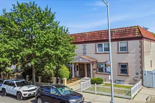 108-18 63rd Dr, Forest Hills, NY 11375 - Photo 25
