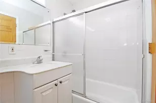 14218 S 38th Ave, Flushing, NY 11354 - Photo 11