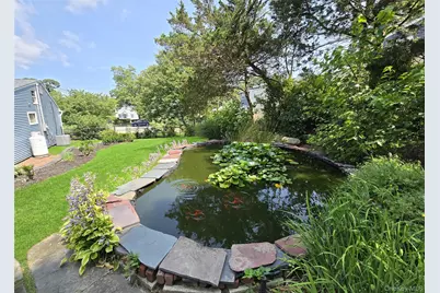 46 Peconic Street, Selden, NY 11784 - Photo 27