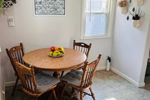 98 Albertson Pl, Mineola, NY 11501 - Photo 3