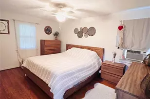 98 Albertson Pl, Mineola, NY 11501 - Photo 11