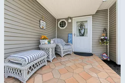 17 Carriage Lane, Centereach, NY 11720 - Photo 3