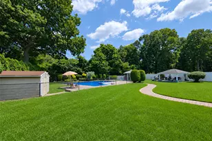 17 Carriage Ln, Centereach, NY 11720 - Photo 31