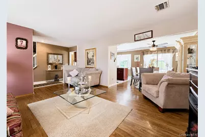 17 Carriage Lane, Centereach, NY 11720 - Photo 5