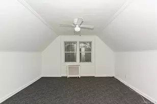 1493 New Hyde Park Dr, New Hyde Park, NY 11040 - Photo 15
