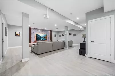 4037 Jean Avenue, Bethpage, NY 11714 - Photo 41
