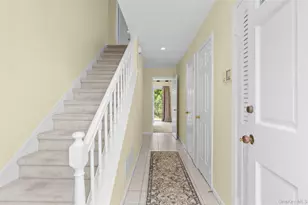 570 Hampton Rd, Southampton, NY 11968 - Photo 3