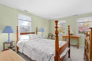 570 Hampton Rd, Southampton, NY 11968 - Photo 13