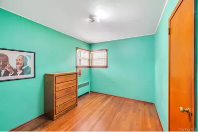 529 Liberty Street, Uniondale, NY 11553 - Photo 15
