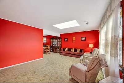 529 Liberty Street, Uniondale, NY 11553 - Photo 5