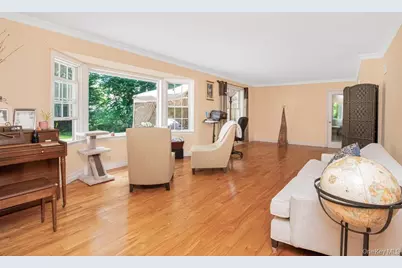 35 Barnard Road, New Rochelle, NY 10801 - Photo 3