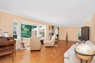 35 Barnard Rd, New Rochelle, NY 10801 - Photo 3