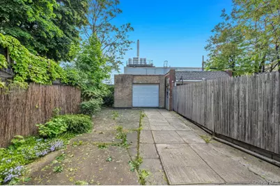 1536 E 51st Street, Brooklyn, NY 11234 - Photo 29