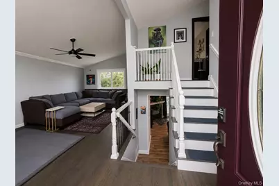 11 Sandalwood Drive, Smithtown, NY 11787 - Photo 5