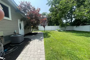 11 Sandalwood Dr, Smithtown, NY 11787 - Photo 27