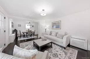 8 Rosewood Ave, Amityville, NY 11701 - Photo 3