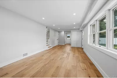 103 Bonnie Road, Oakdale, NY 11769 - Photo 5