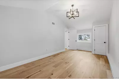 103 Bonnie Road, Oakdale, NY 11769 - Photo 13