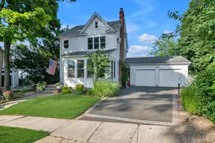 4711 Belmont Rd, Great Neck, NY 11020 - Photo 1