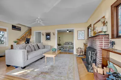 47-11 Belmont Road, Great Neck, NY 11020 - Photo 3