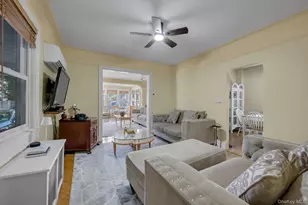 4711 Belmont Rd, Great Neck, NY 11020 - Photo 7