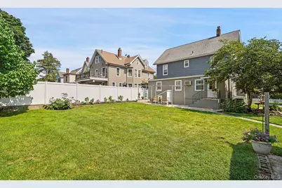 384 Irving Avenue, Port Chester, NY 10573 - Photo 21