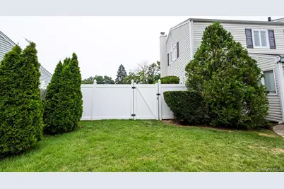 29 Sandy Hollow Drive, Smithtown, NY 11787 - Photo 27