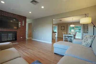 16 Four Winds Drive, Poughkeepsie, NY 12603 - Photo 9