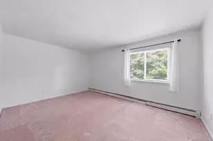 30 Raker Rd, Poughkeepsie, NY 12603 - Photo 11