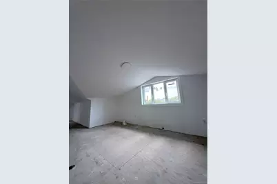 7829 160th Street, Fresh Meadows, NY 11366 - Photo 15