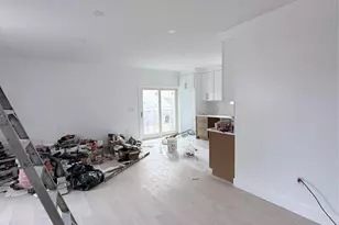 78-29 160th St, Fresh Meadows, NY 11366 - Photo 3