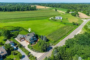 118 Peconic Bay Blvd, Aquebogue, NY 11931 - Photo 41