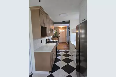 107 Nevada Street, Hicksville, NY 11801 - Photo 3