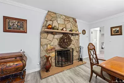 579 Empire Avenue, West Babylon, NY 11704 - Photo 3