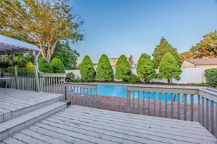 579 Empire Ave, West Babylon, NY 11704 - Photo 31