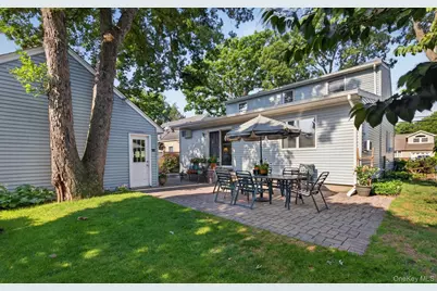 83 Whittier Avenue, Merrick, NY 11566 - Photo 23