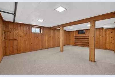 83 Whittier Avenue, Merrick, NY 11566 - Photo 19