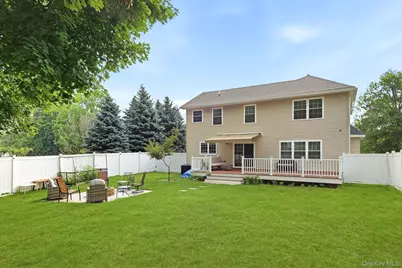 24 Whittier Boulevard, Poughkeepsie, NY 12603 - Photo 35