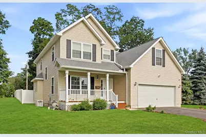 24 Whittier Boulevard, Poughkeepsie, NY 12603 - Photo 3